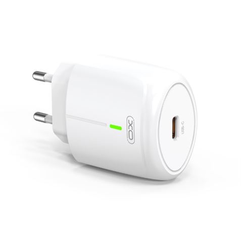 Xo Cargador De Carga Rapida 20W - Puerto Tipo C - Carga +50% En 30 Minutos - Proteccion De Sobretensiones - Color Blanco